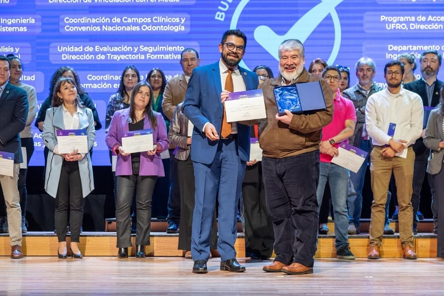 Día de la Calidad UFRO: Doctorado recibe reconocimiento por sus buenas prácticas en internacionalización