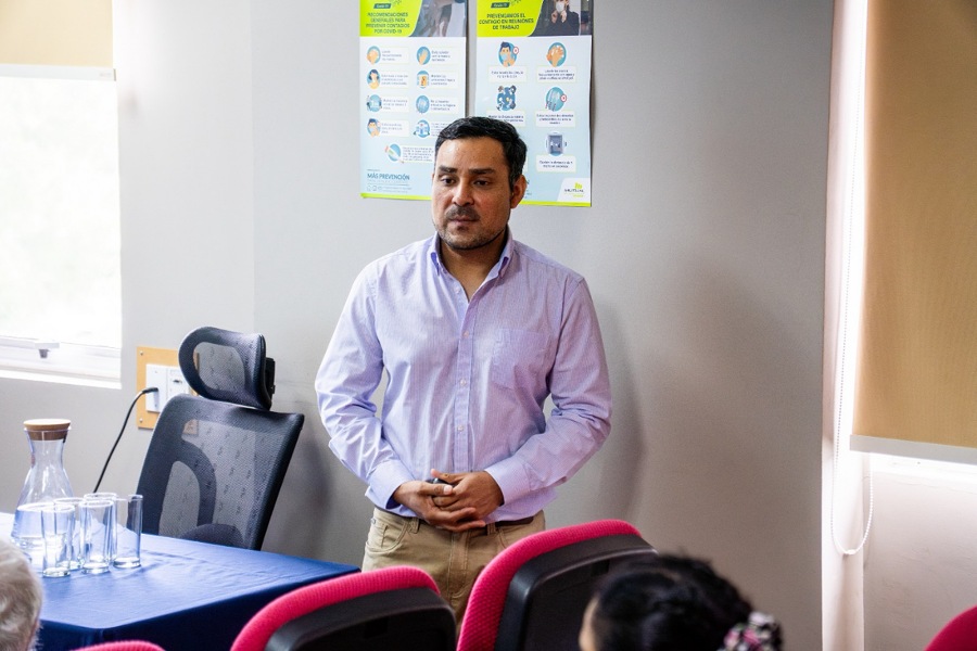 Nuevo graduado del Doctorado caracteriza la ferroptosis en espermatozoides humanos y su impacto en la fertilidad