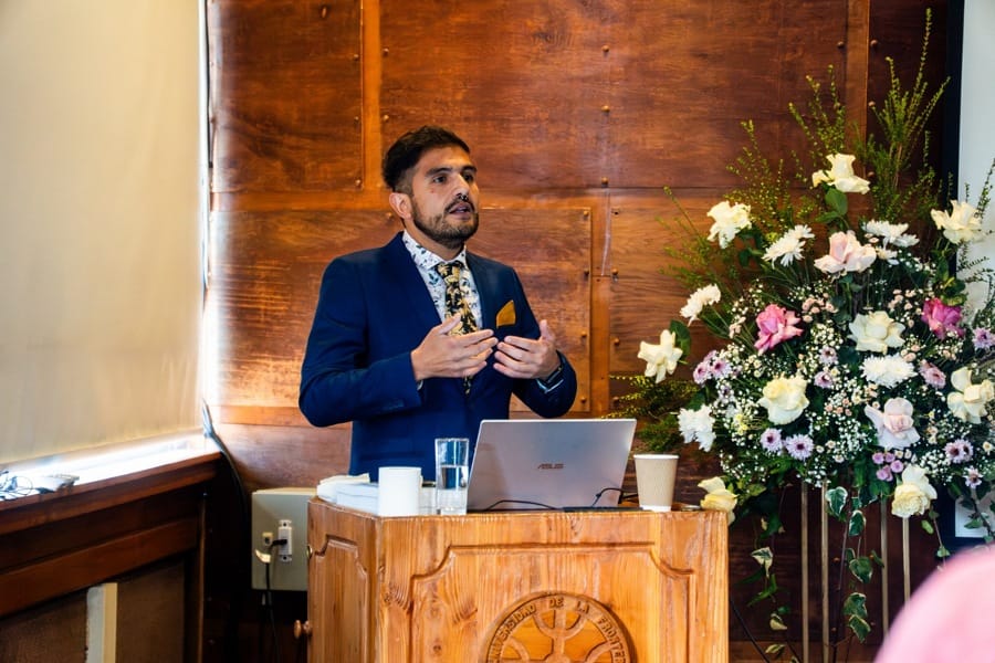 Nuevo graduado del Doctorado desarrolla sistema de encapsulación con potencial para proteger la salud intestinal